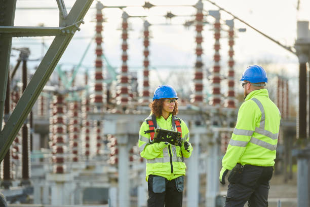 Best Commercial Electrician Services  in Bellefontaine Neighbors, MO