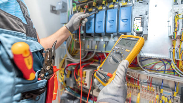 Best Residential Electrician Services  in Bellefontaine Neighbors, MO